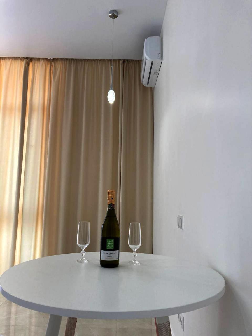 Arcadia Spacious Apartments Odessa Luaran gambar